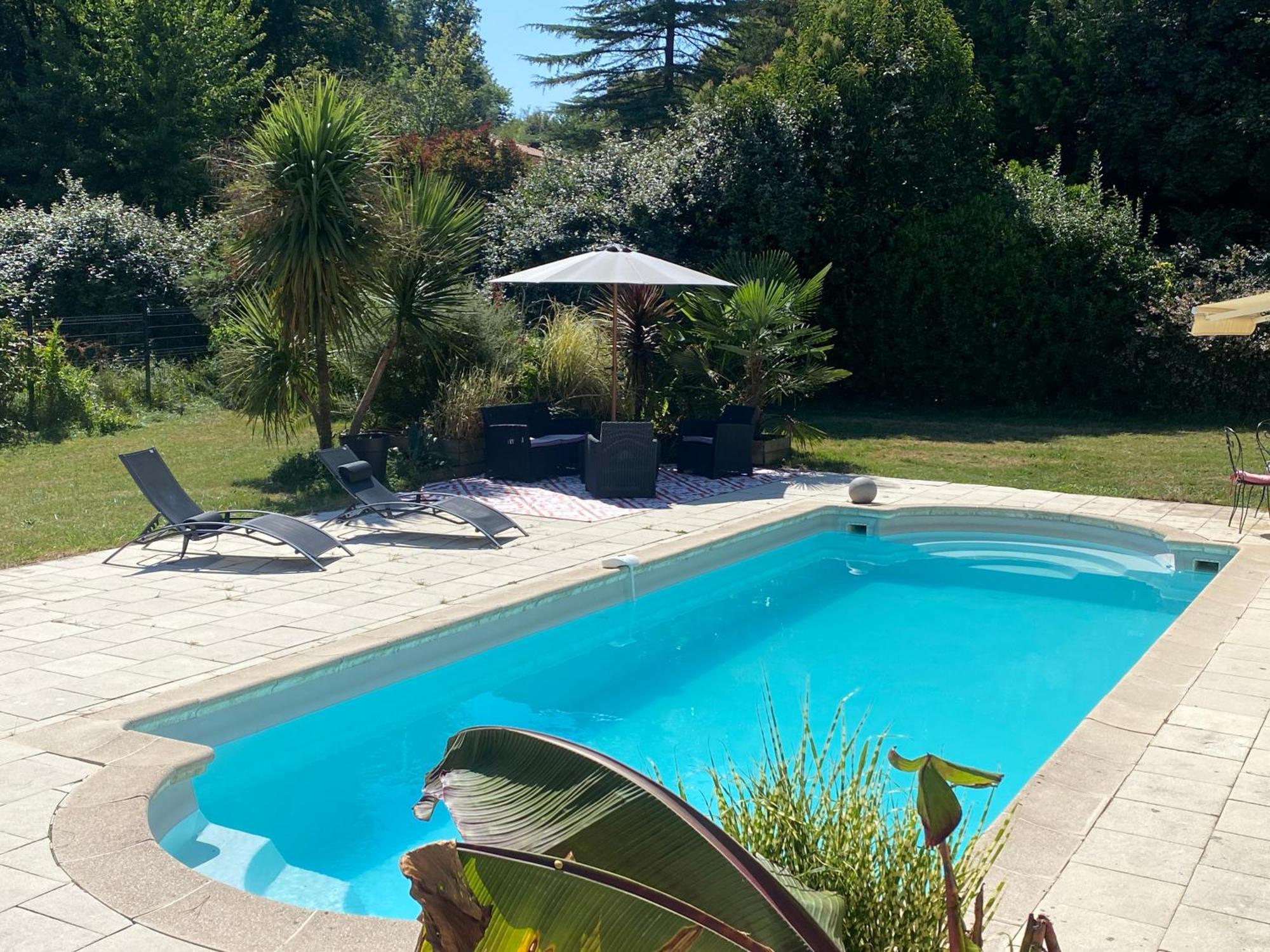 Logement 2/4 pers-piscine-25mn rocade bordeaux Baron  Extérieur photo